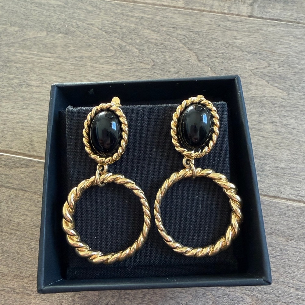 Trifari Gold and Black Hoop Earrings Clip ons